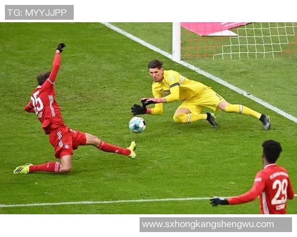 7月22日足球赛场：聚焦当日表现突出球星及其精彩瞬间解析