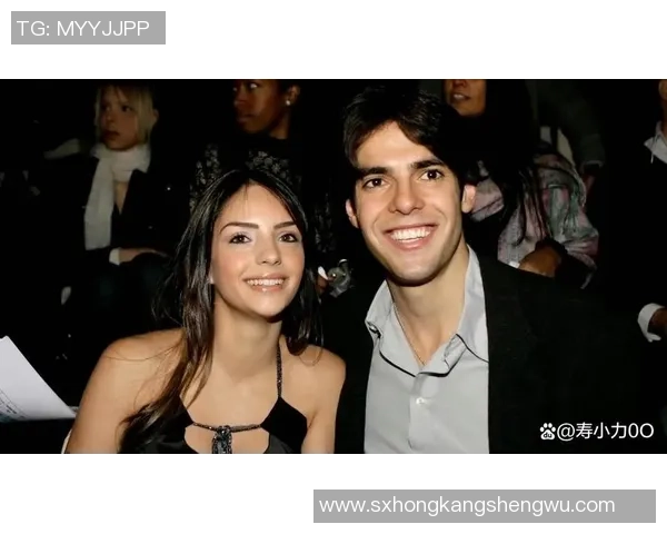 拥有多位妻子的足球球星们背后的婚姻故事与家庭生活揭秘 拥有多位妻子的足球球星们背后的婚姻故事与家庭生活揭秘