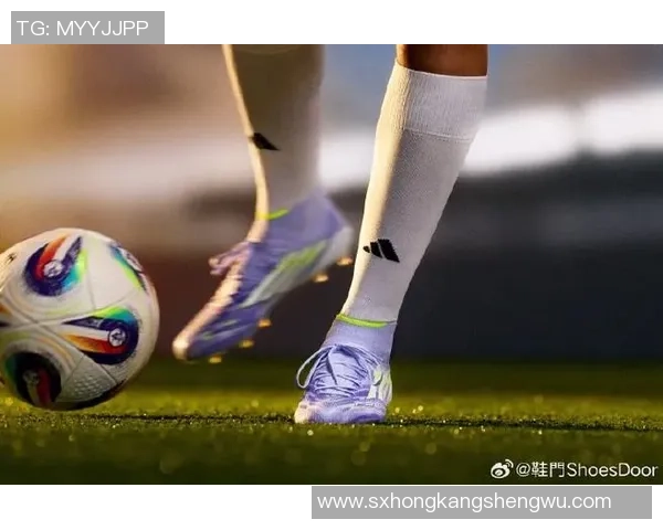 球星专属战靴全面解析打造巅峰表现的足球鞋选择指南 球星专属战靴全面解析打造巅峰表现的足球鞋选择指南